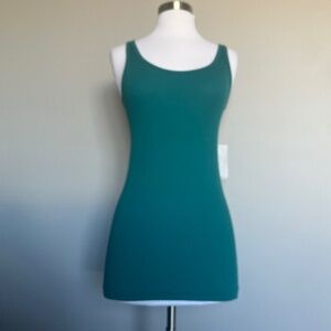 NWT Vince Scoop Neck Ribbed Cerise Blue Green Emerald Forest Tank Top Sleeveless